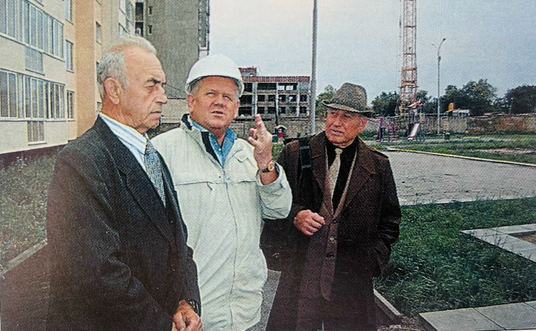 Титаны стройки в Полевском. Леонид Барабаш