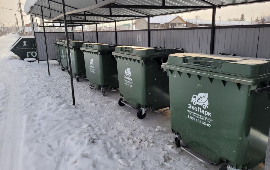 В Полевском появляются новые мусорные контейнеры