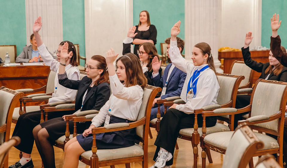 Вновь на Урале "Умники и умницы"!