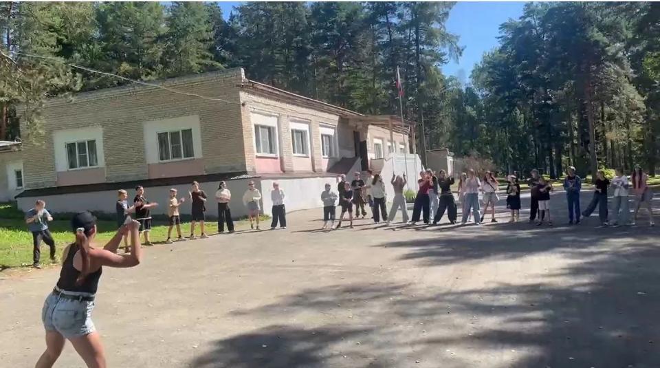 В Полевском полицейские присоединились ко Всероссийской акции «Зарядка со стражем порядка». 
