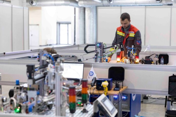 Финал Международного чемпионата «Хайтек: навыки будущего — 2025» стартовал на Урале