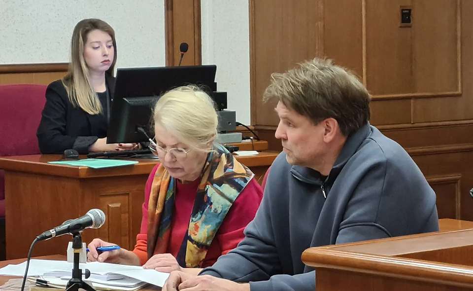 Приговор полевскорму реабилитатору нацизма вынесут 29 октября. Вину он признал